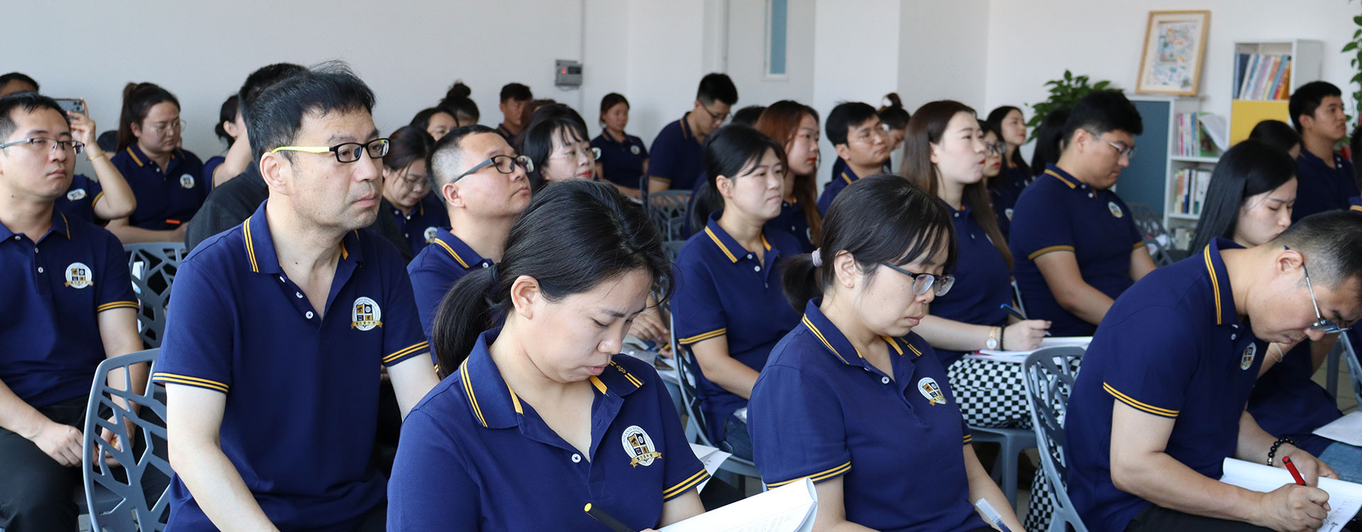 非洲女人的天堂网站